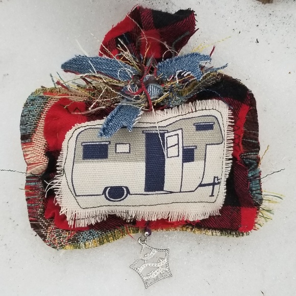 Vintage Camper Fabric Ornament - Picture 1 of 2